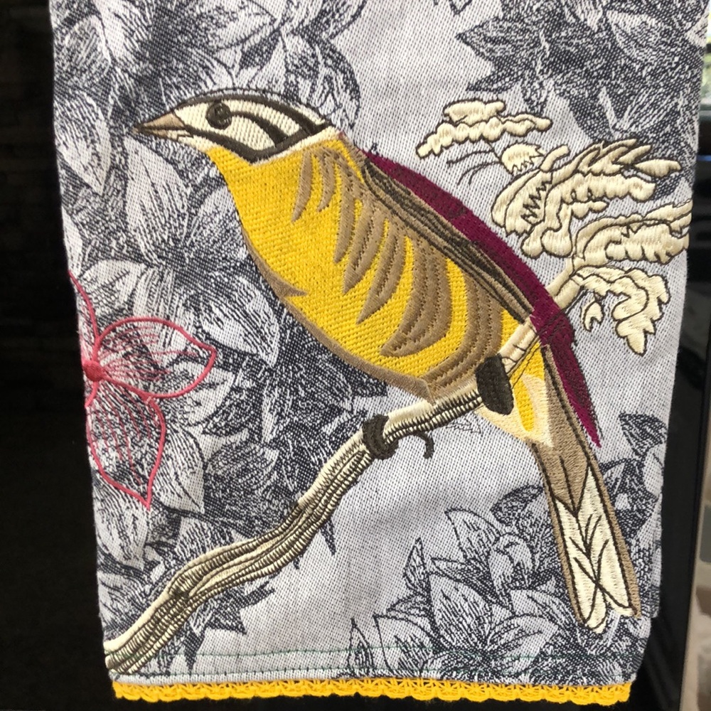 RARE Vintage Anthropologie Embroidered Kitchen Towel NWT - Picture 2 of 6
